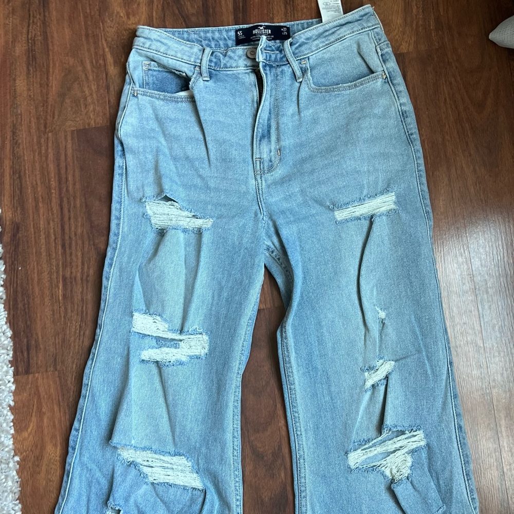 Hollister Ultra High Rise Wide Leg Vintage Stretch size 5-S Jeans